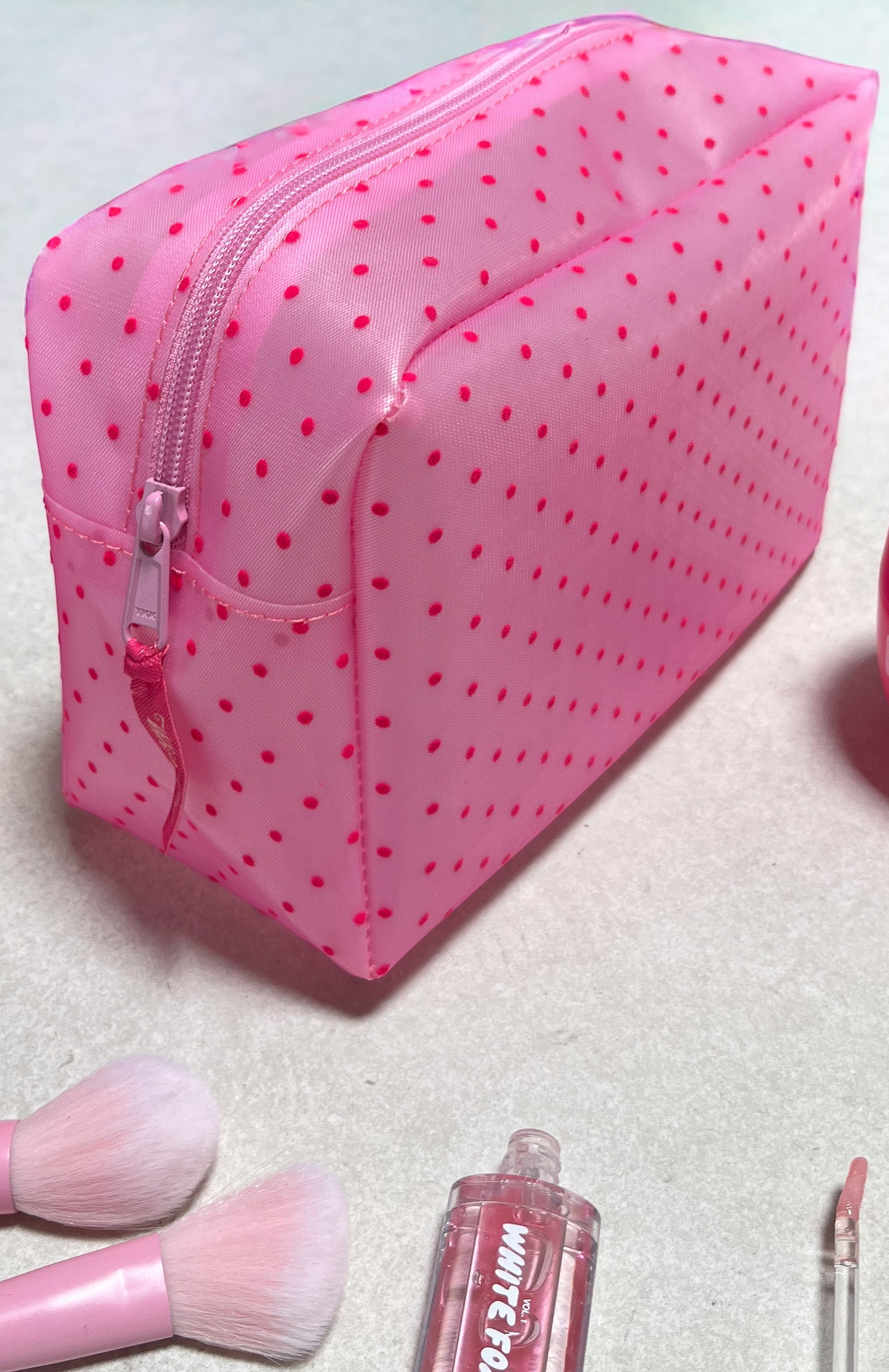 Nora Case Pink Polka Dots
